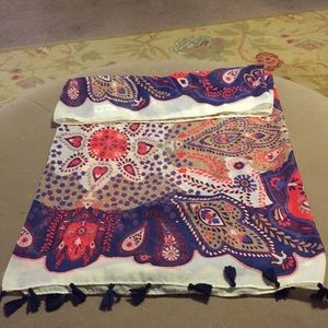 Woman Infinity Scarf wear 3 Ways